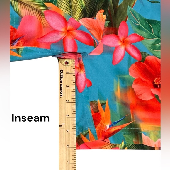 Tropical Floral Swim Shorts
BIN C - Picture 3 of 5